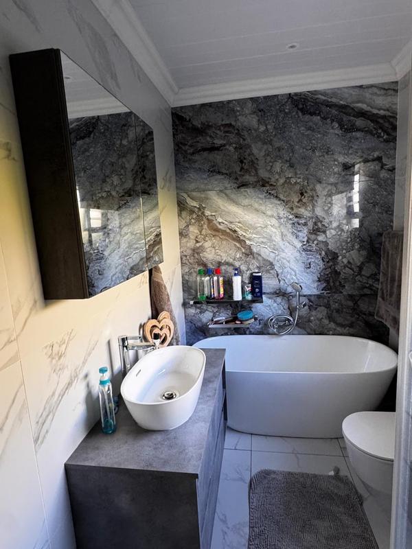 4 Bedroom Property for Sale in Monte Christo Western Cape